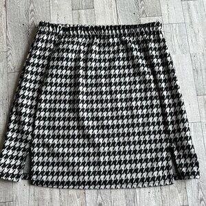 Houndstooth black‎ skirt checkered Mini women’s small 2 Front Slits Olivia Rae